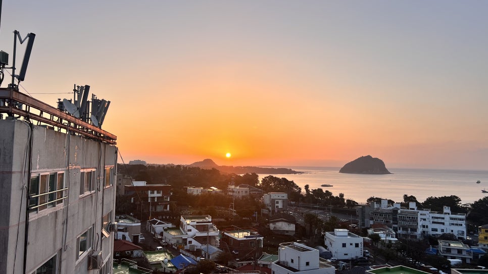 제주 야외 자쿠지 숙소 가성비 호텔 브릿지 서귀포 조식까지 굿