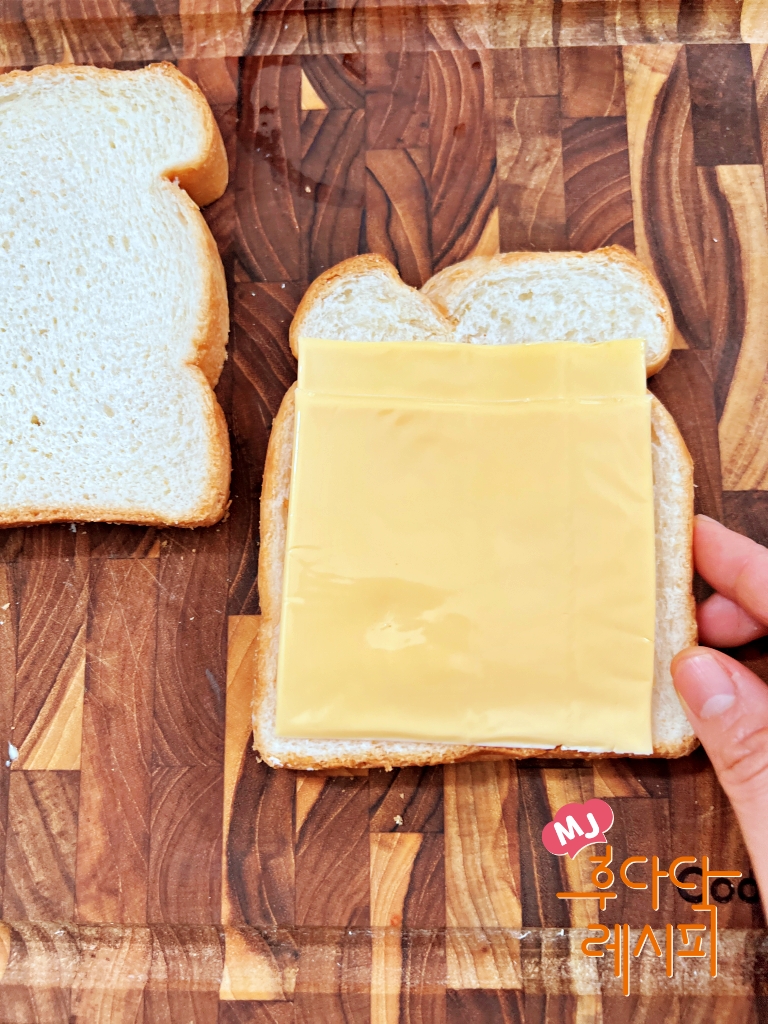 호텔 프렌치토스트 만들기 버터 딸기잼 치즈토스트 만드는 법
