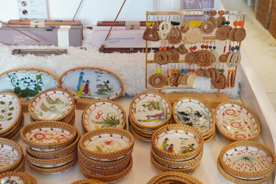 베트남 다낭 쇼핑리스트 기념품, 선물 라탄백, 커피, 꿀, 옷 #센트럴마켓 & 다낭 네일