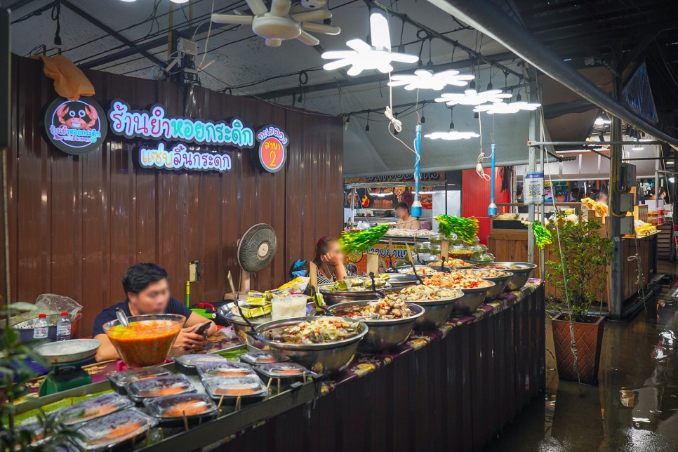 방콕 조드페어 야시장 먹거리 맛집 랭쌥 시간 마사지 쇼핑 ( 쩟페어 Joddfair )