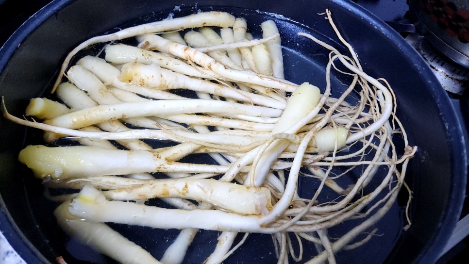 한식 디저트 만드는법 도라지정과 만들기 쓴맛제거 콩고물 도라지정과 레시피