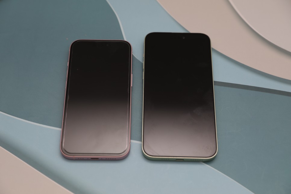아이폰15 핑크, 아이폰15 플러스 크기 스펙 비교