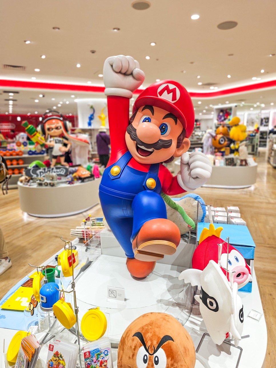 오사카 다이마루 백화점 포켓몬 센터 닌텐도샵 원피스 스토어 토미카 장난감가게