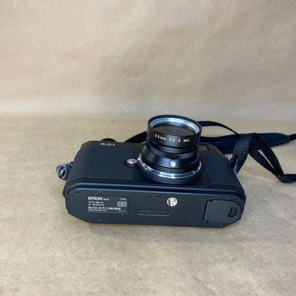 최초의 레인지파인더 디지털카메라 엡손 R-D,1 결과물은?