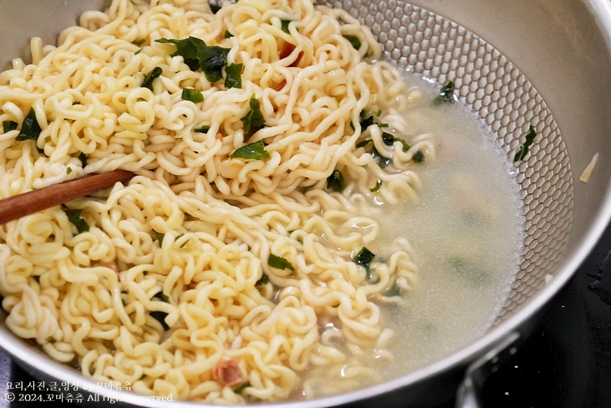 짜파구리 조리법 2인분 라면 짜파게티 맛있게 끓이는법 짜계치 레시피