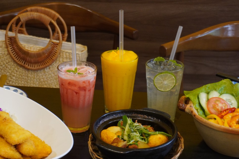 베트남 다낭 맛집: 가정식, 반쎄오 맛있는 벱꿰 & 해산물 반마이 추천! 자유여행