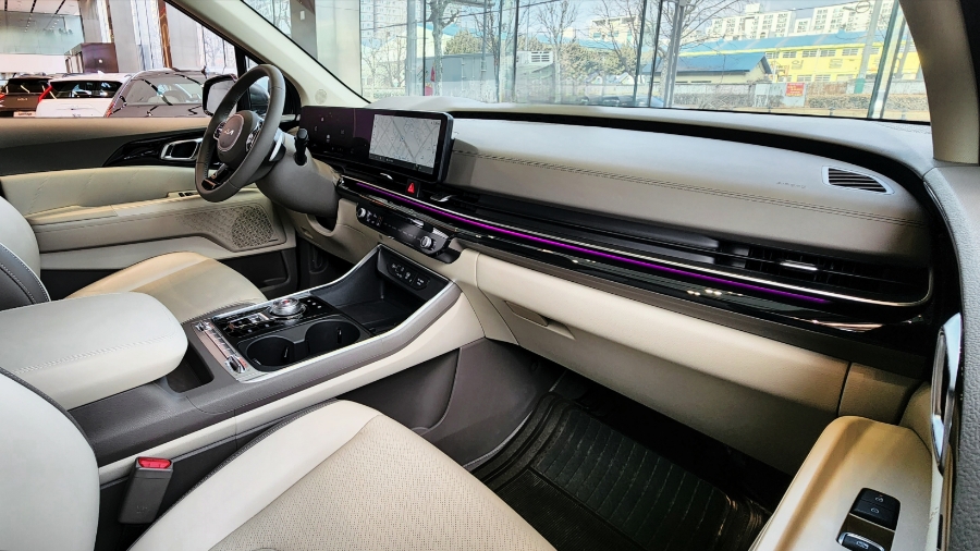 2024 카니발 하이브리드 정보 포토 모의견적 , SUV 스타일의 미니밴