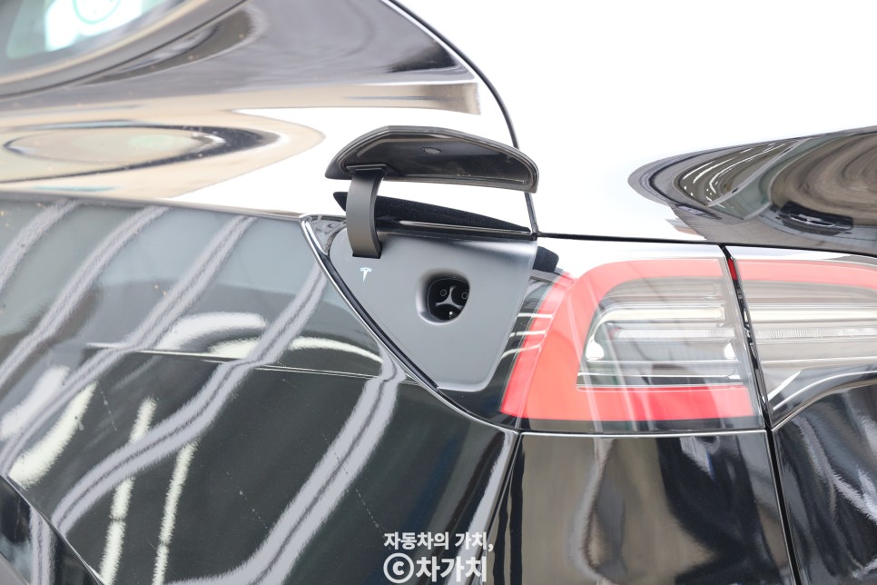 극명한 장단점을 가진 테슬라 모델Y RWD 후기 (내부 가격 트렁크 출고기간)