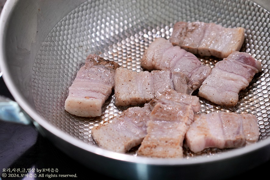 돼지 김치찌개 맛있게 끓이는법 삼겹살 돼지고기 김치찌개 레시피