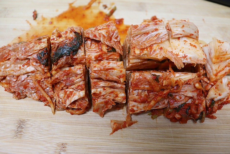 돼지고기 김치찌개 맛있게 끓이는법 돼지김치찌개 레시피 재료