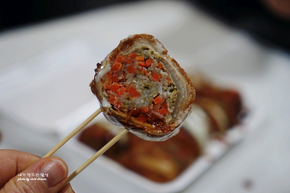 속초 중앙시장 먹거리 맛집 뚱삼겹말이 수제어묵 고로케