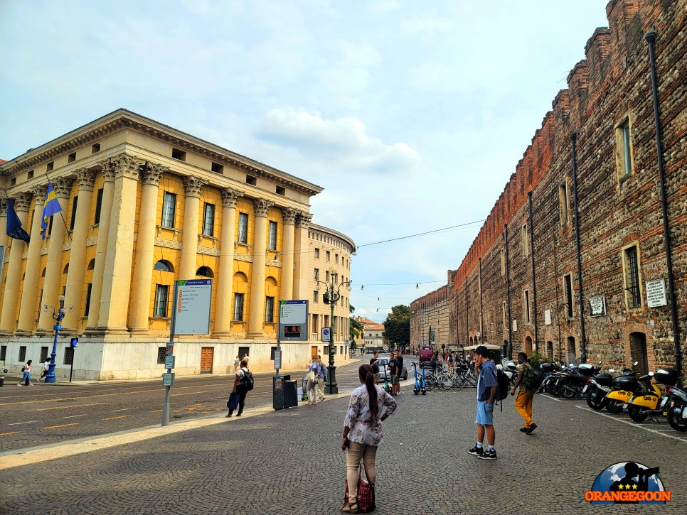 (이탈리아 베로나 / 베로나 도보여행 #2) 로미오와 쥴리엣의 도시. 베로나 구석구석을 뚜벅뚜벅 <바르비에리 궁전 Palazzo Barbieri>