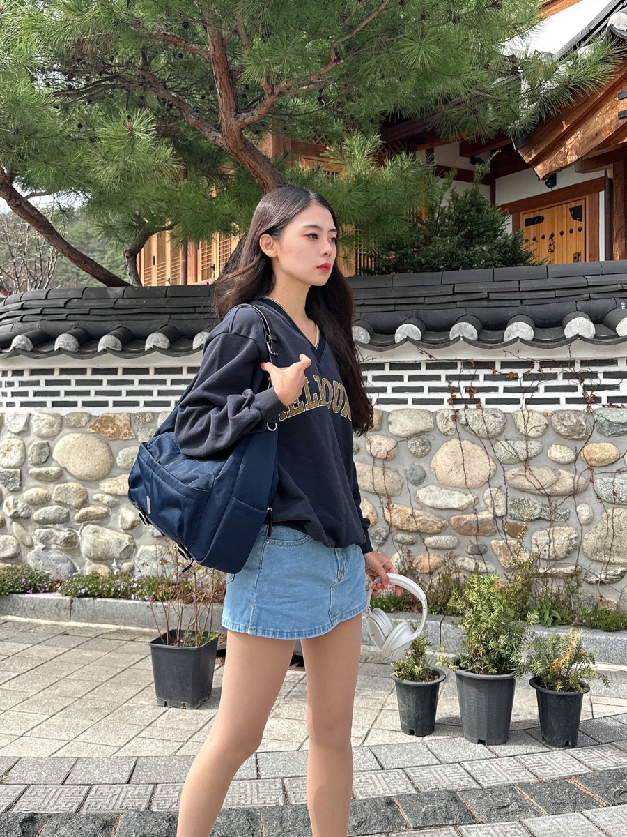 여자 봄 코디 24SS 스타일링, 앤유 스웻셔츠 & 분크 호보 숄더백 쇼핑 HAGO❤️