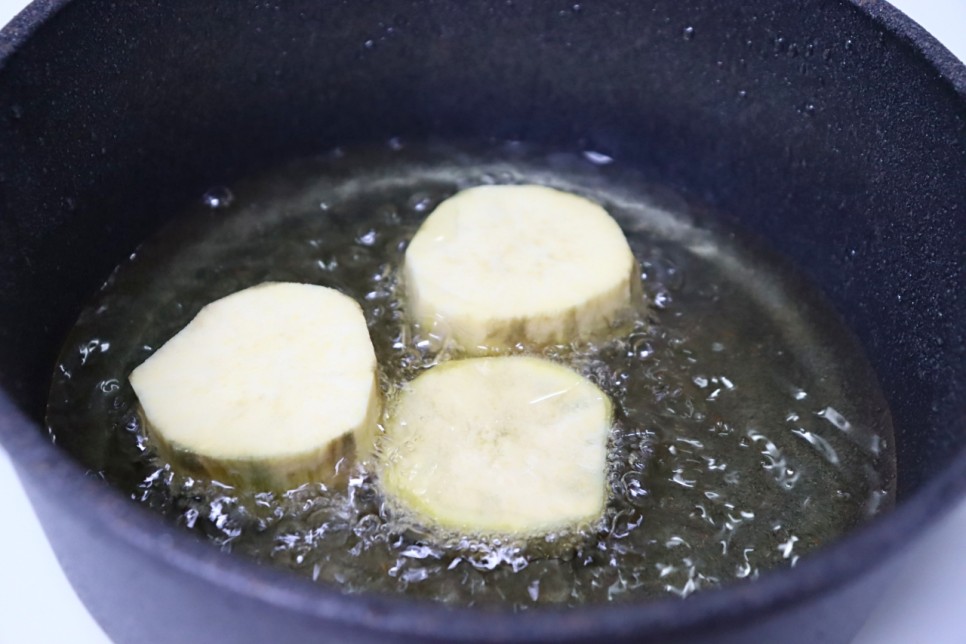 바삭한 고구마맛탕 만들기 고구마빠스 레시피 고구마요리 만드는 법
