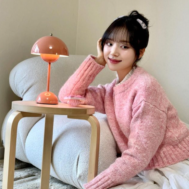 김지영 난리난 핑크 크롭 니트 스웨터 추천 가격은?