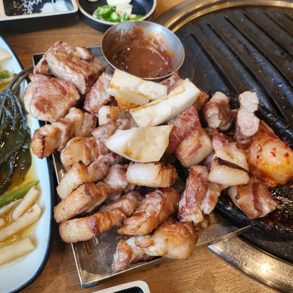 평촌 먹거리촌 삼겹살 찐맛집 평촌진고깃집