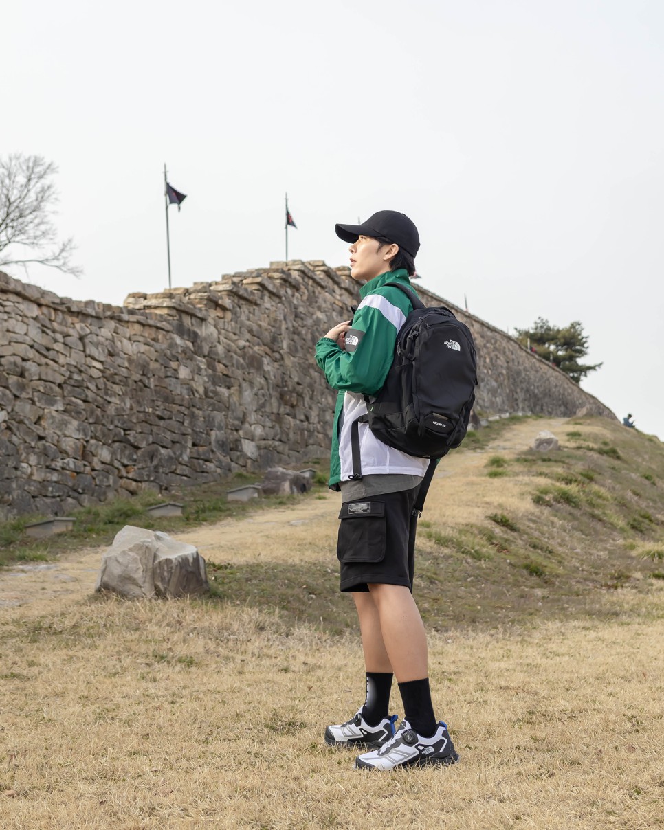 노스페이스 등산가방 & 고어텍스 등산화 추천 컴팩트한 등산배낭, 발 편한 하이킹화