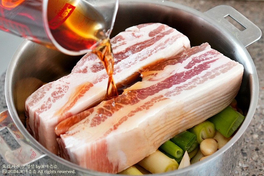 돼지고기 삼겹살 수육 맛있게 삶는법 보쌈 돼지수육 삶는법