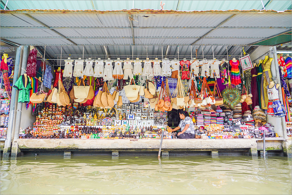 방콕 수상시장 투어 예약 담넌사두억 매끌렁 위험한 기찻길 시장