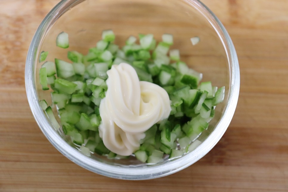 유부초밥 만들기 토핑 피크닉 소풍도시락 메뉴 캐릭터 도시락 만들기