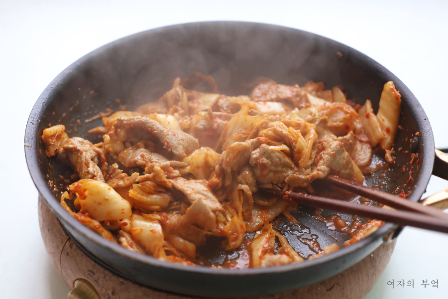 돼지고기 두부김치 만드는법 두부 김치볶음 레시피 볶음김치 만들기