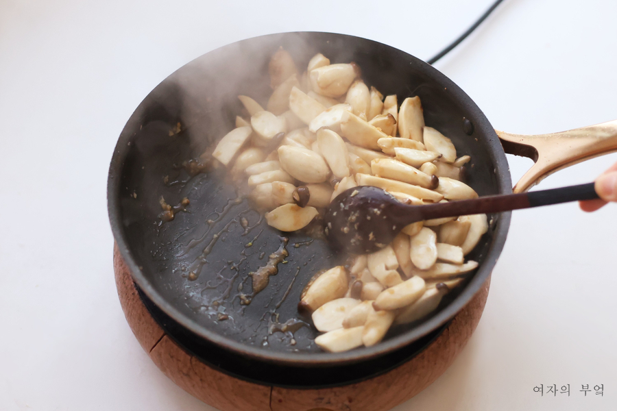 미니 새송이버섯볶음 만드는 법 굴소스 새송이볶음 레시피 새송이버섯요리