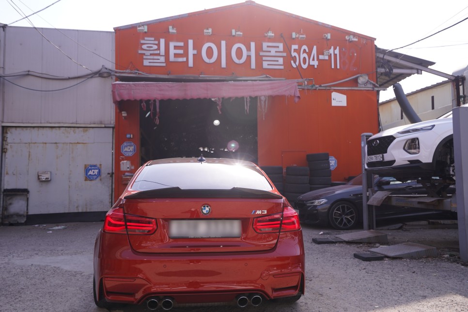 주유 1번으로 BMW M3 휠 스크래치 도색 & 복원이 가능한 명품휠스토리 인천 / 김포점