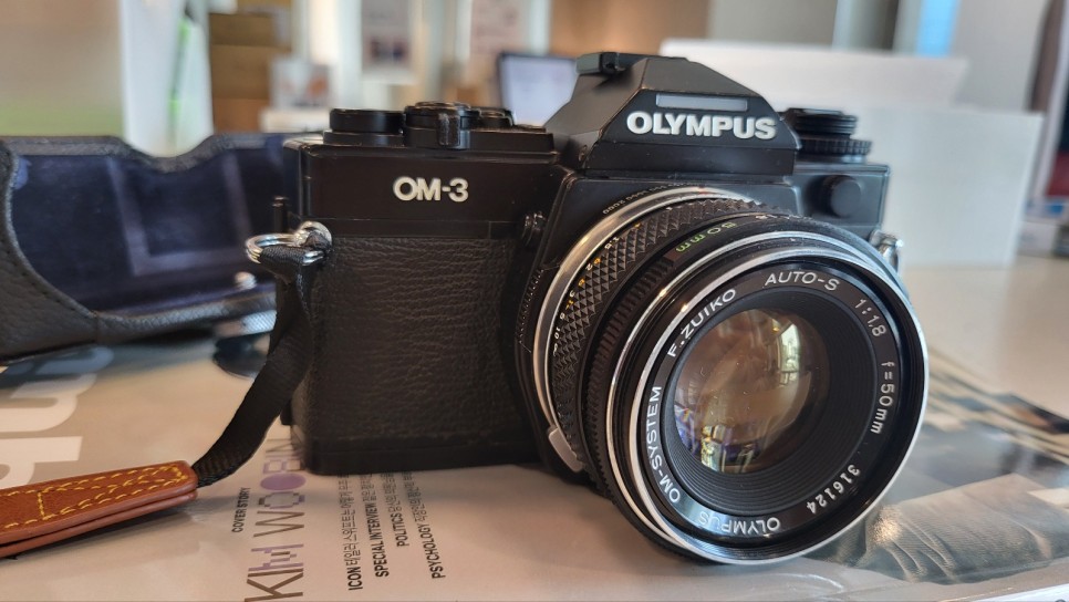 올림푸스 OM-3 필름카메라와 주이코 50mm f1.8 판매합니다