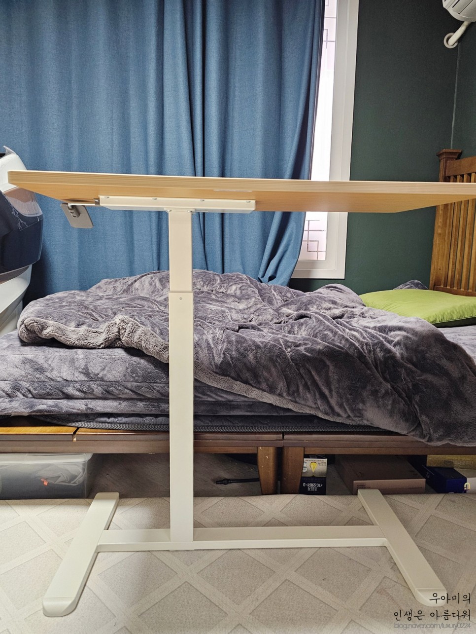 핏쳐 사이드테이블, 높이조절되는 거실 침대테이블 추천해요!