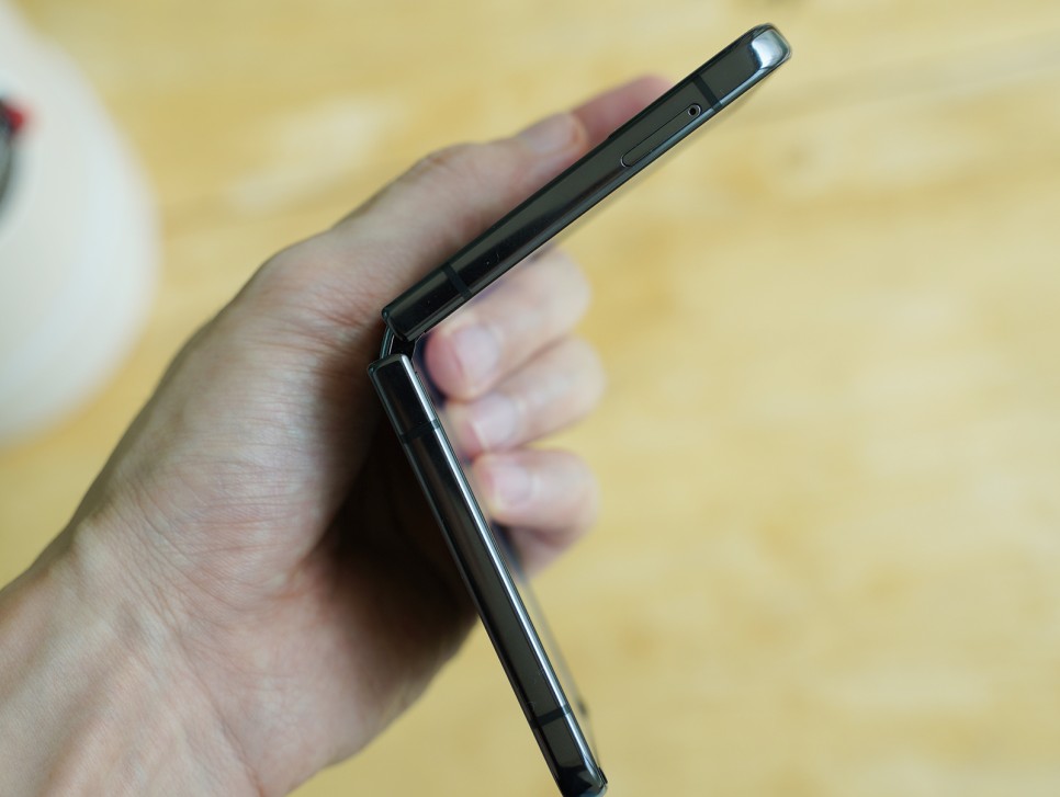 삼성 갤럭시 z플립6 출시일 스펙 가격 폴더블폰 예상 정보