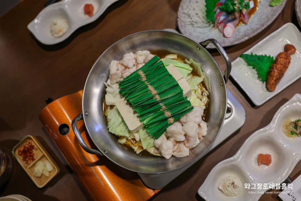 후쿠오카 나카스 맛집 이자카야 나기노키 모츠나베 오징어회