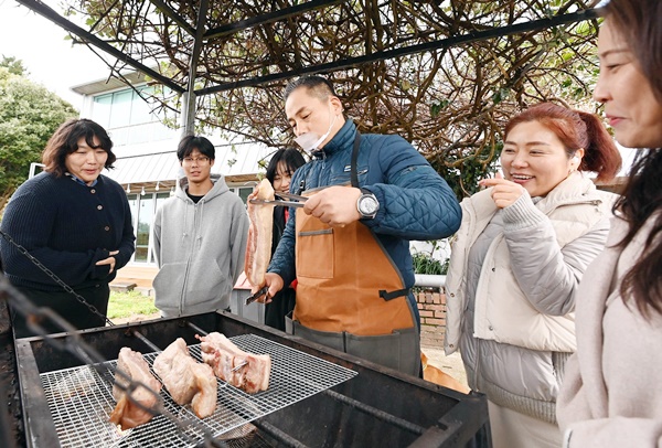 해군제7기동전단 우만석 상사, 바비큐 봉사로 이웃사랑 실천