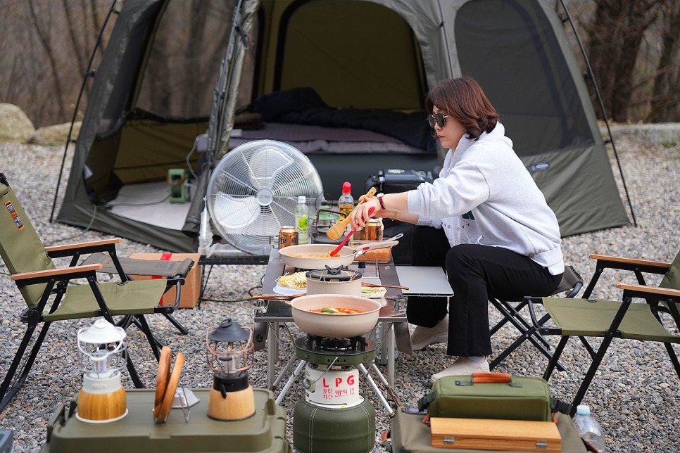 이지캠핑 캠핑장비보관소, 배송, 텐트건조까지 캠핑이 쉬워지네요.