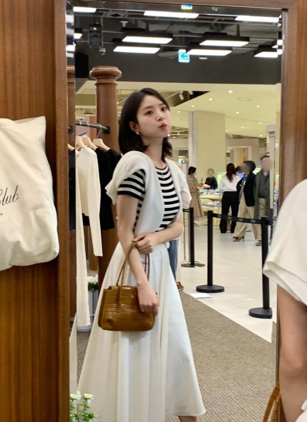 김지영 난리난 유메르 여름 여성 반팔 니트 코디 가격은?