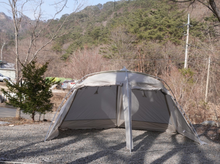 피칭하기 쉬운 이쁜 캠핑용 텐트 알마센 레갈로 전실 쉘터