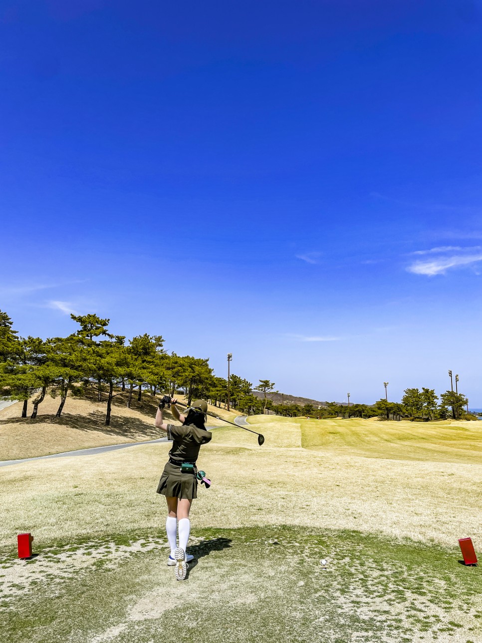 테일러메이드 여성 골프웨어 브랜드 여자 골프복 여름라운딩룩 후기