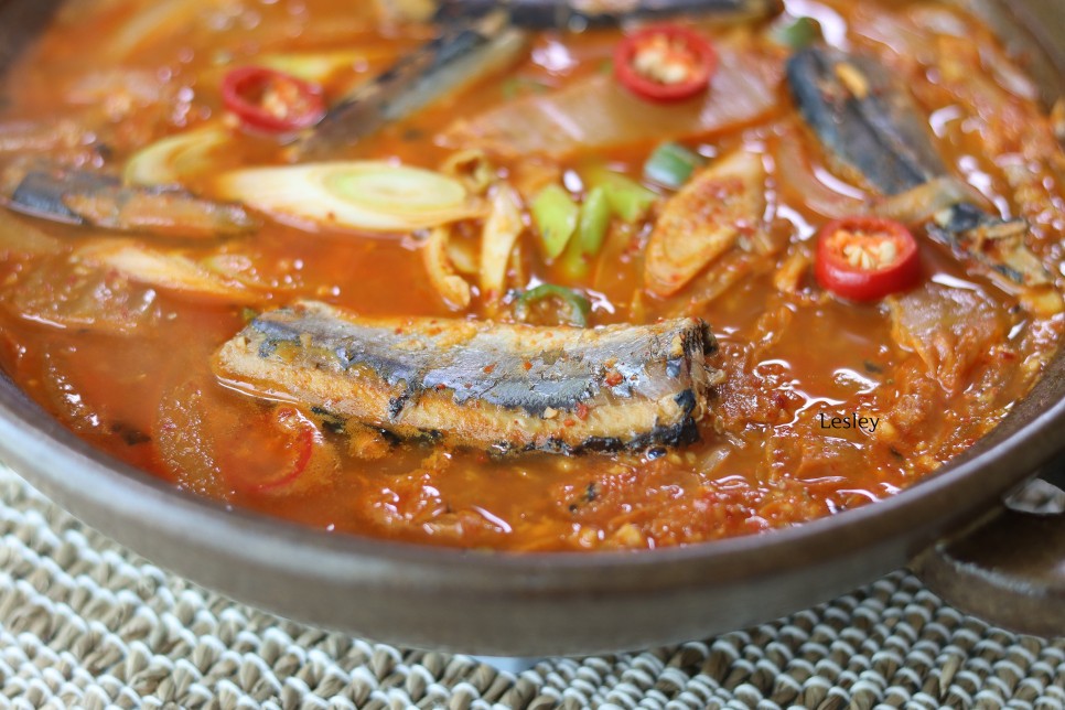 꽁치 김치찌개 맛있게 끓이는법 꽁치통조림 김치찌개 레시피