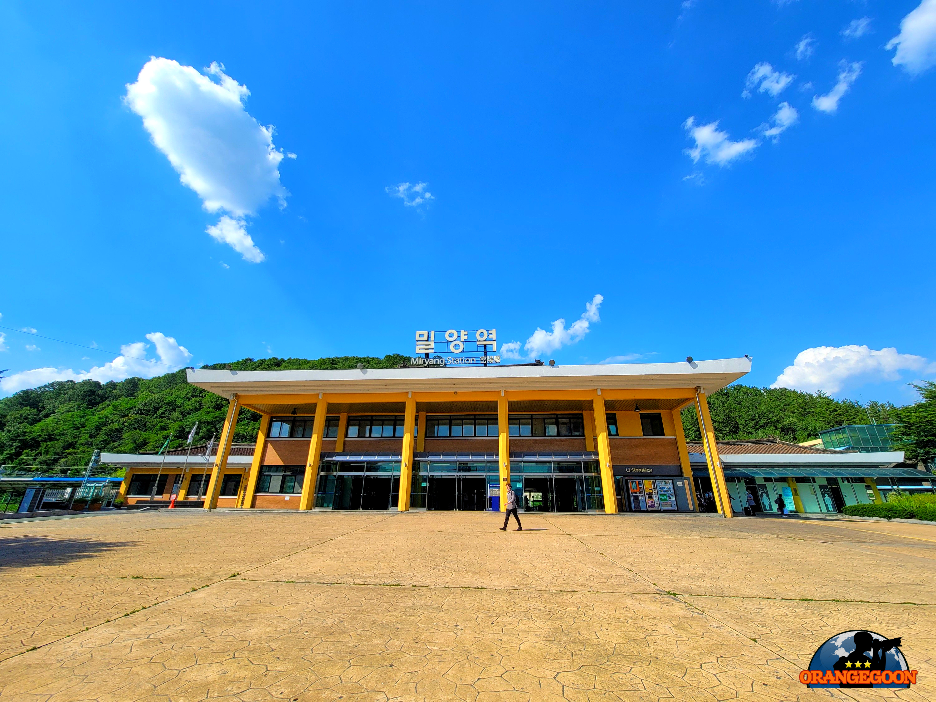 (경남 밀양 / 밀양역) 낙동강 곡창지대의 교통 중심지. 따스한 햇살과 아름다운 강이 흐르는 도시. 밀양을 대표하는 기차역 密陽驛 Miryang Station