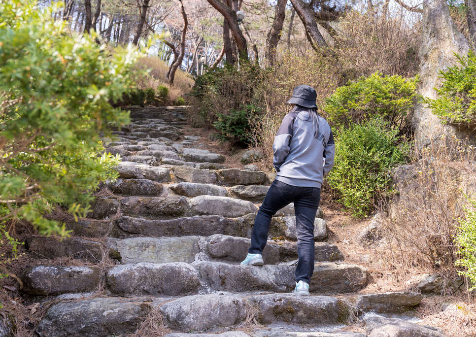 남자 여자 등산화 추천 디스커버리 고프코어 트레킹화 리뷰