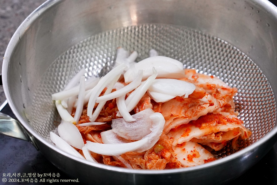 스팸 김치찌개 레시피 참치액 감칠맛 최고!