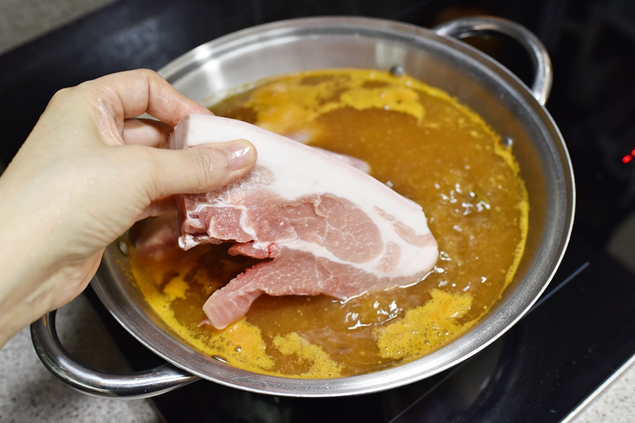 돼지고기요리 앞다리살 수육 만들기 보쌈고기 삶는법