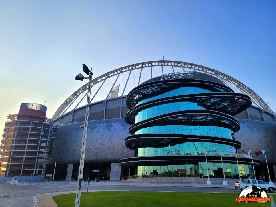 [STADIUM!/카타르 알 라이얀] 카타르 축구 역사의 산 증인! 1976년부터 이 자리를 지켜온 종합운동장. 2024 AFC U-23 아시안컵의 개최구장. 칼리파 국제경기장
