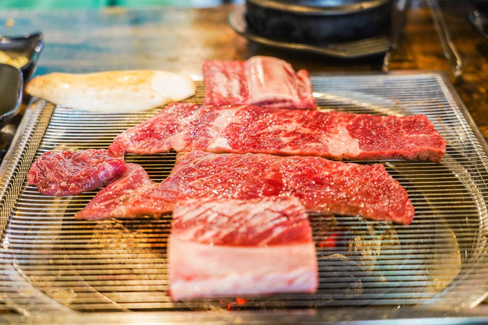 베트남 다낭 맛집 추천 시내 한식당 삼겹살 장어 굽고