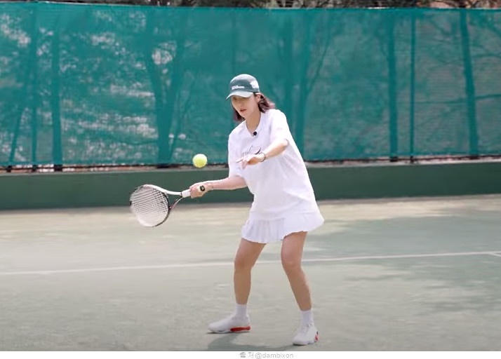 손담비 다이어트 운동 테니스 효과 후기 여자 테니스복 치마 패션
