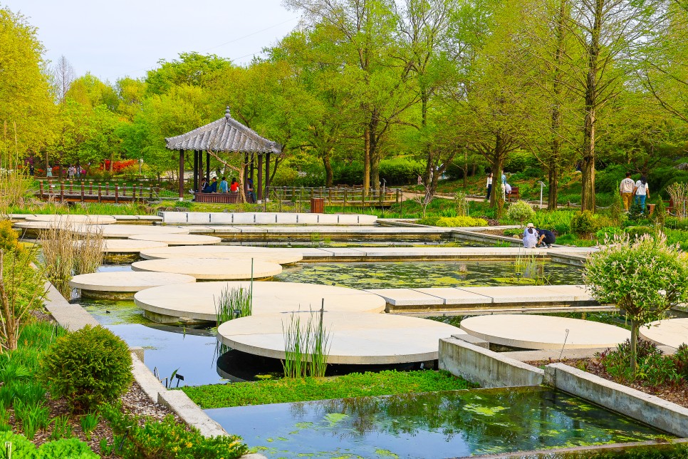 4월 국내 여행지 추천 전주 수목원 튤립 시드는 중 4.14일 실시간