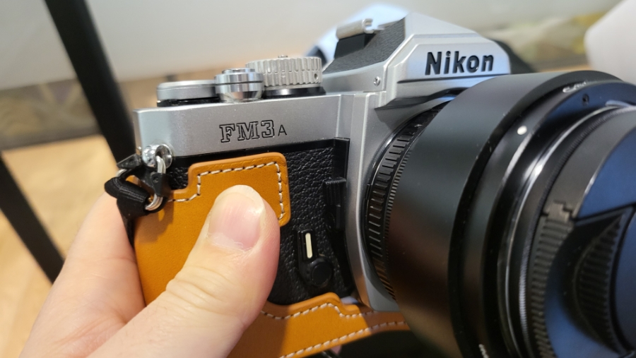 니콘 FM3A 필름카메라, 칼짜이즈 플라나 50mm f1.4 ZF2.0 판매합니다