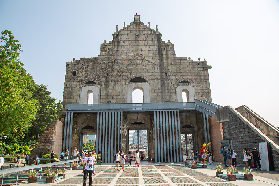 마카오 여행, 세나도 광장 육포거리 성바오로 성당