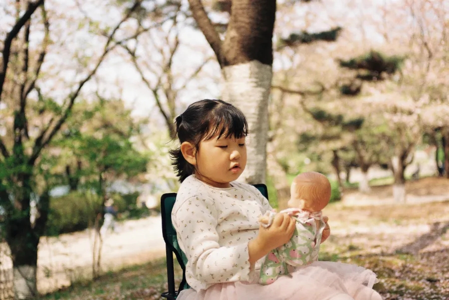 콘탁스 아리아+칼짜이즈 45mm f2.8+코닥 골드200+망우삼림 스캔