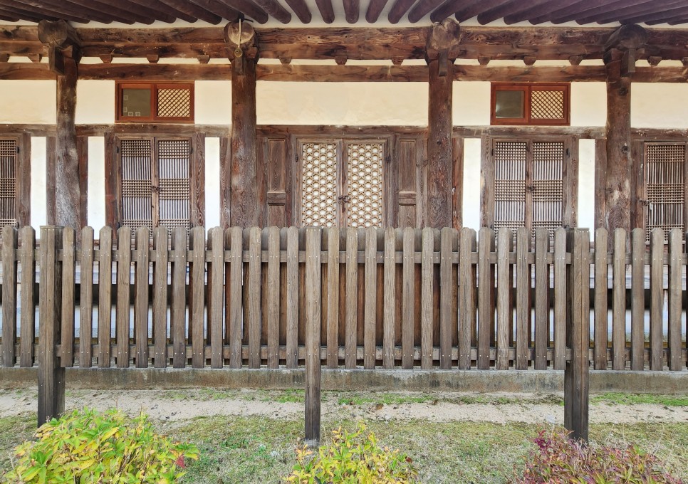청도 운문사 - 신라시대와 고려시대의 건축양식을 보여주는 사찰