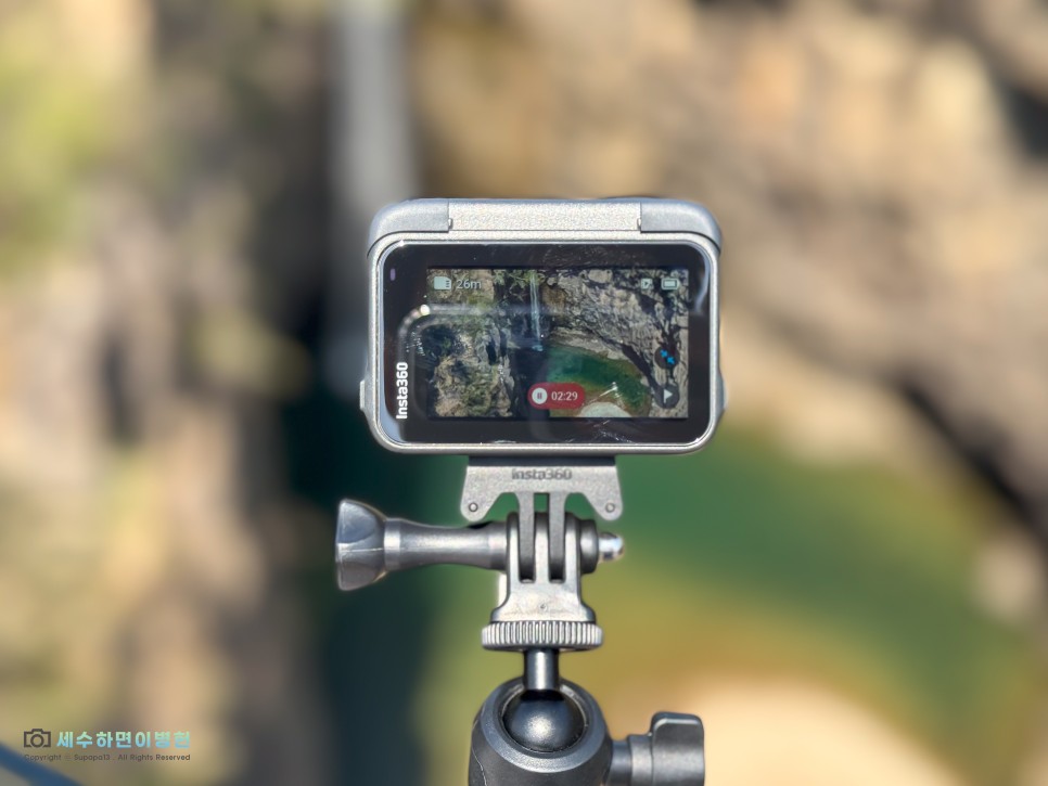 다재다능 4K 액션캠 추천 / 브이로그 카메라 유튜브 촬영장비 인스타360 에이스프로